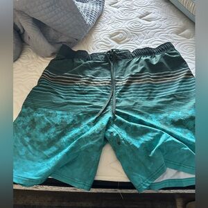 Men’s swimming trunks
